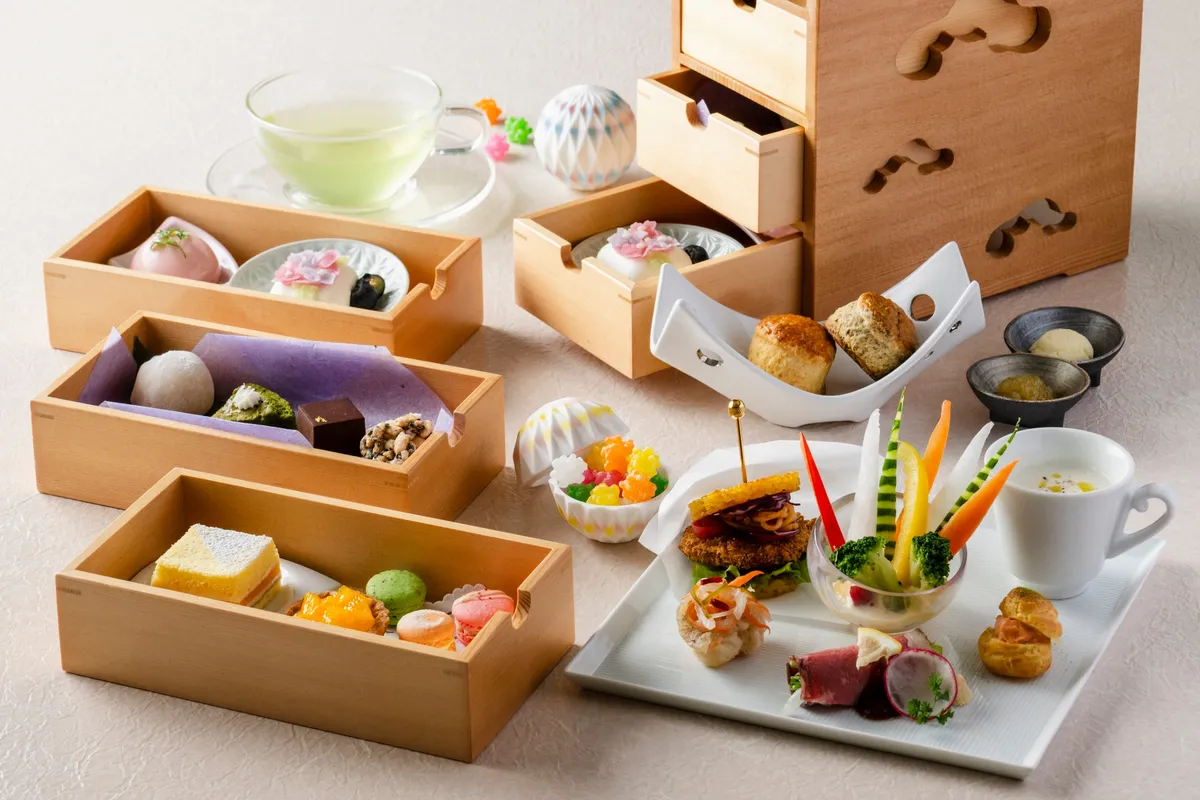 The Sugar Road afternoon tea spread at Hotel Nikko Huis Ten Bosch
