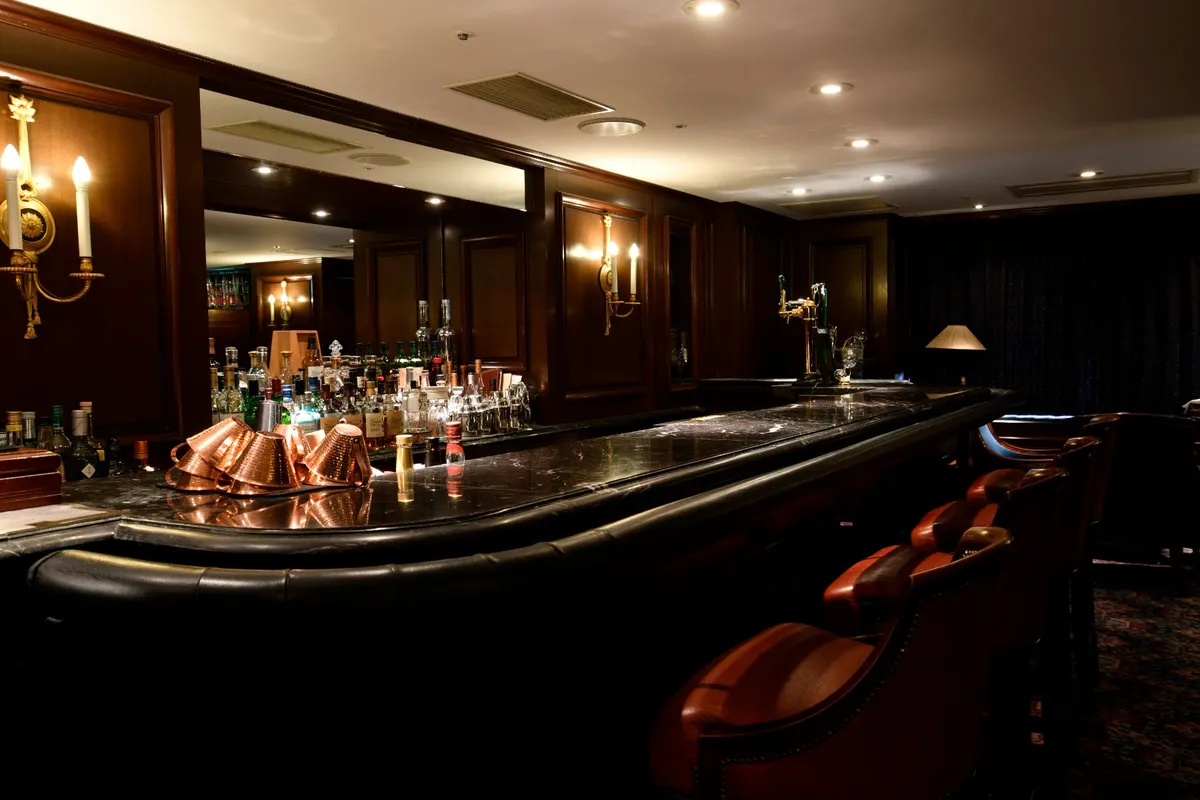 The classic British-style interior of Bar Sea Guardian II