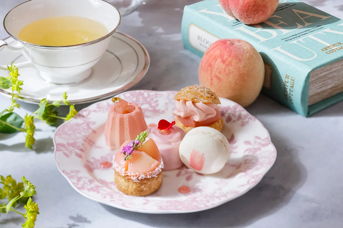 Peach tarts and macarons detail