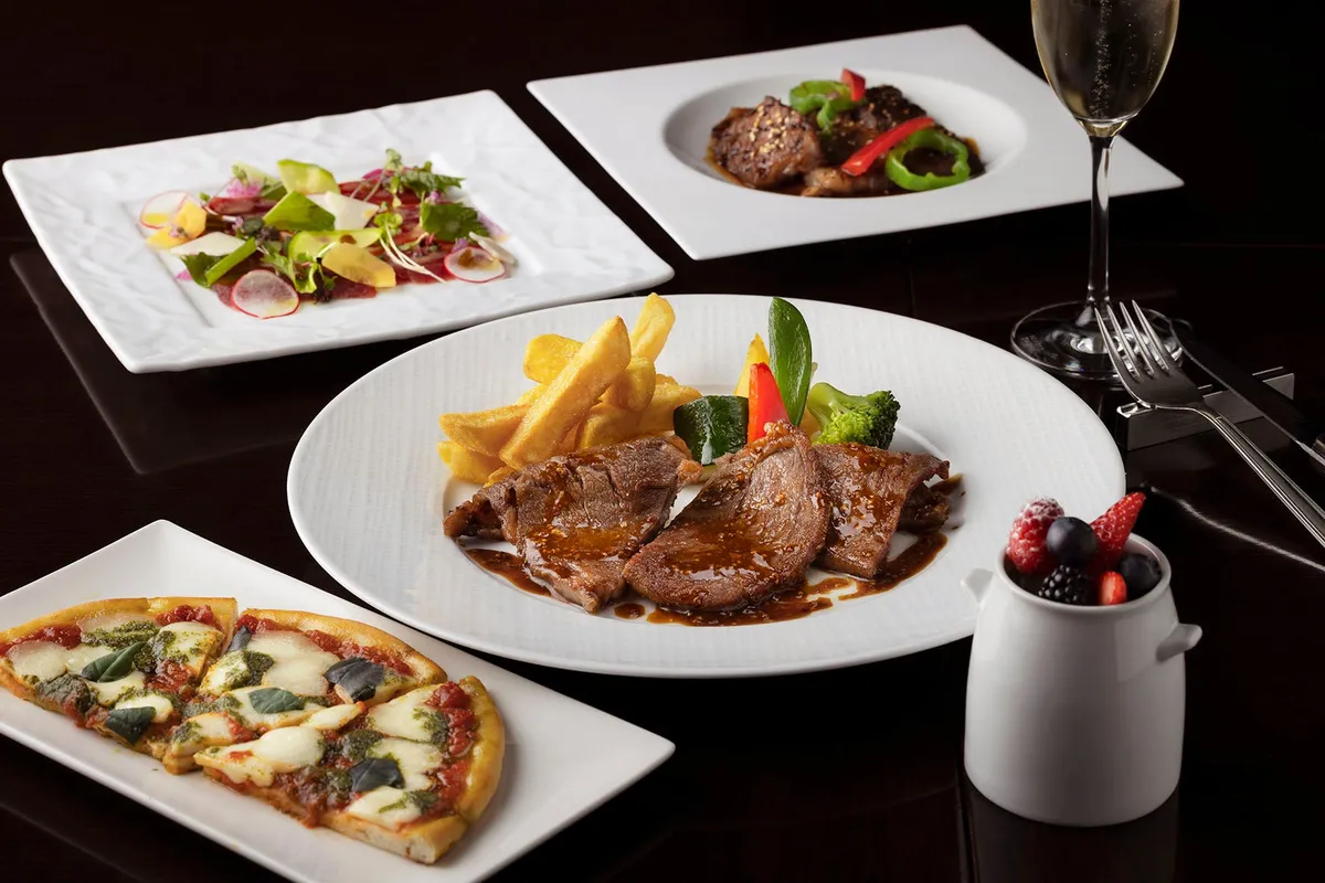 Meat-up! Camellia dining set