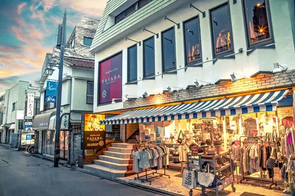 Exterior of the Kimono Rental VASARA store in Kamakura