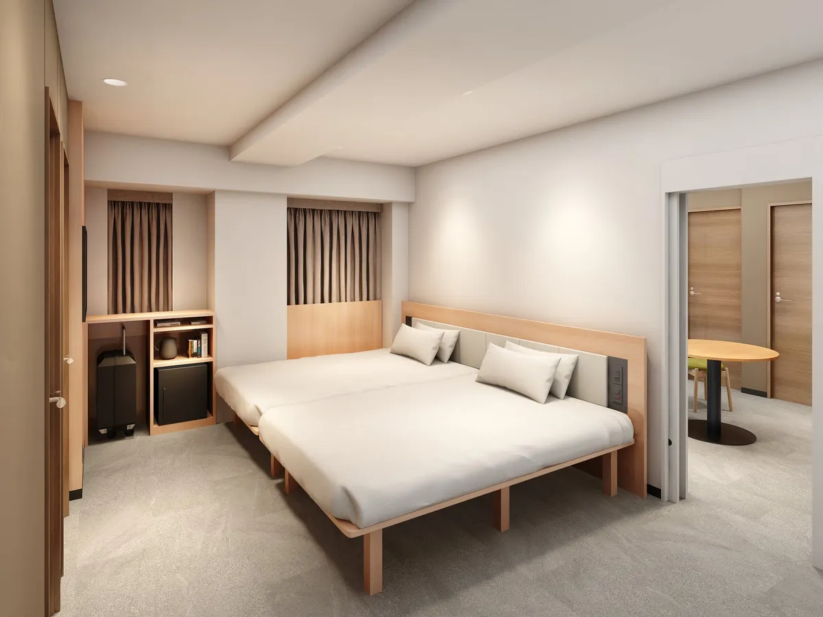 Internal connecting doors between two guest rooms