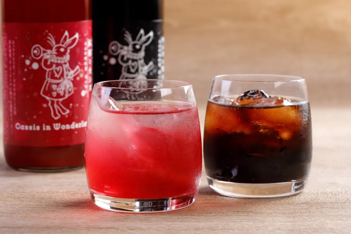 Japanese cassis cocktails
