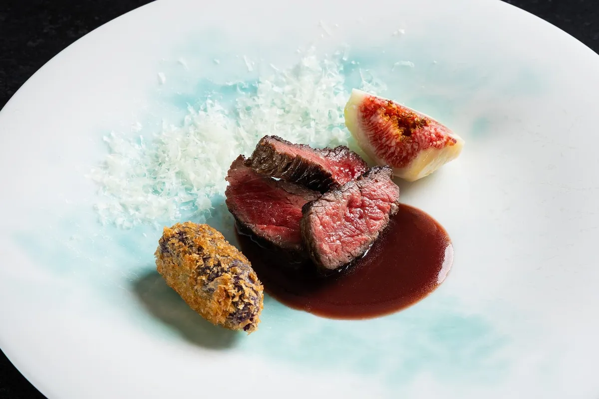 Charcoal-grilled Ishigaki beef