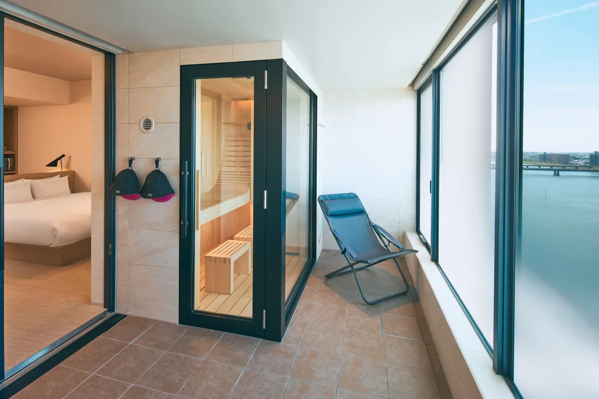 Private balcony sauna