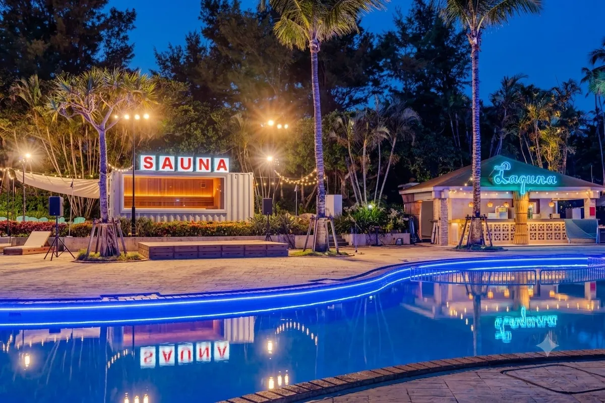 Poolside bar and outdoor sauna container