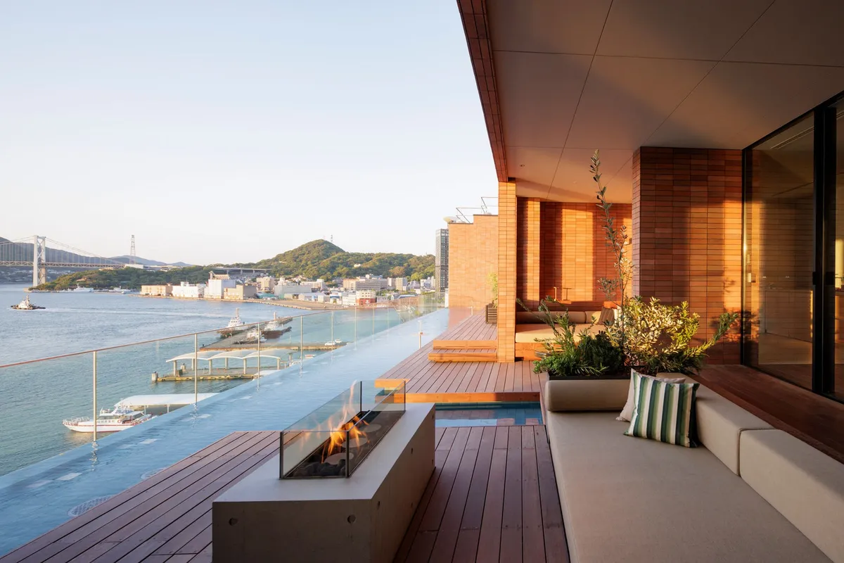 Afternoon light on the MIZUBA terrace