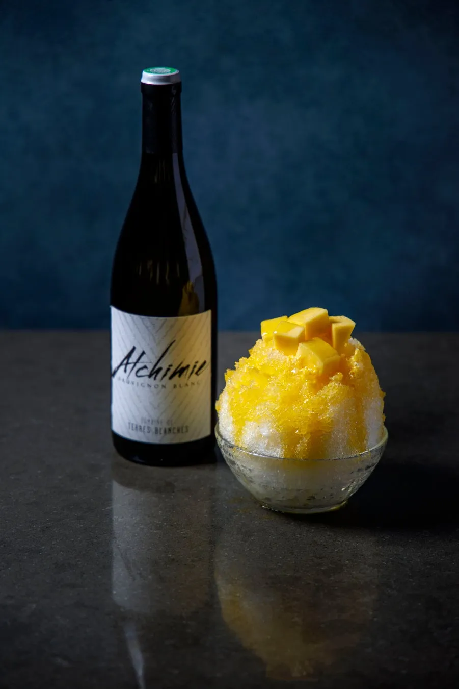 Mango kakigori with Sauvignon Blanc