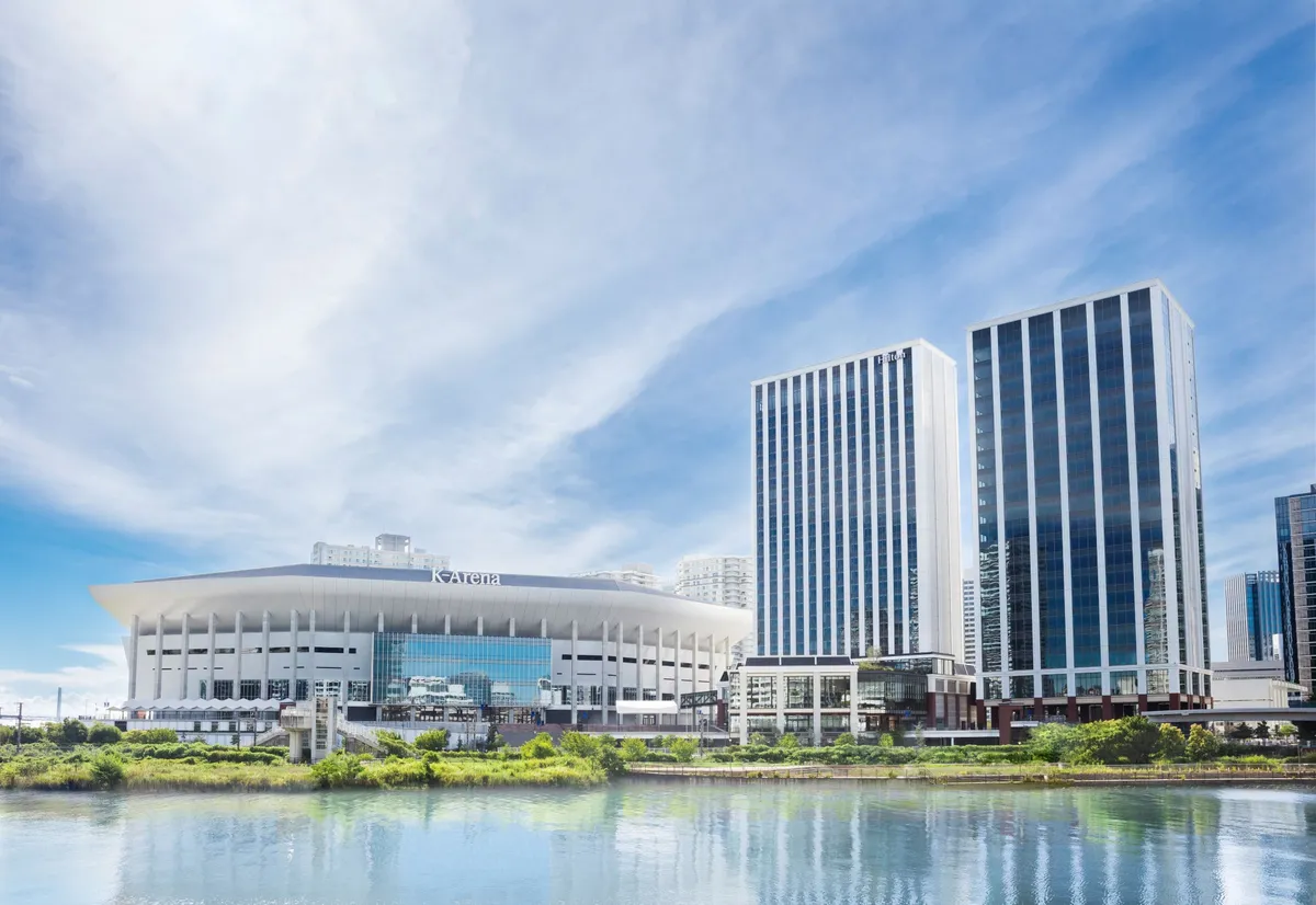 Exterior view of Hilton Yokohama and K-Arena