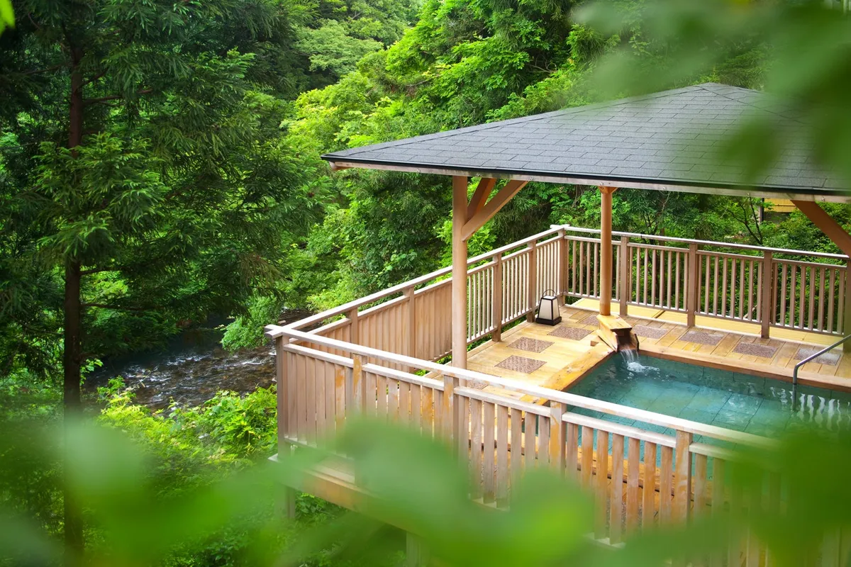 Open-air hot spring bath overlooking the gorge
