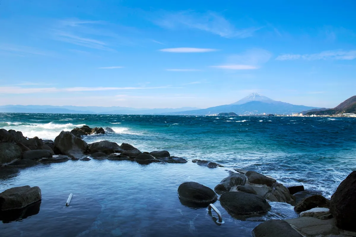 可看見富士山的露天風呂