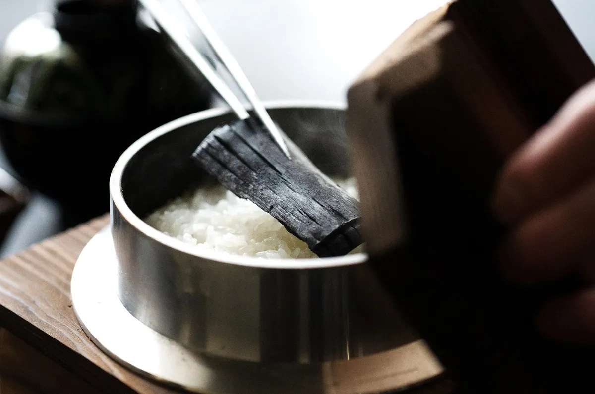 以傳統釜戶現煮的高品質銀舍利米飯